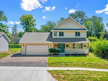 1108 Mackubin Street, Saint Paul, MN 55117