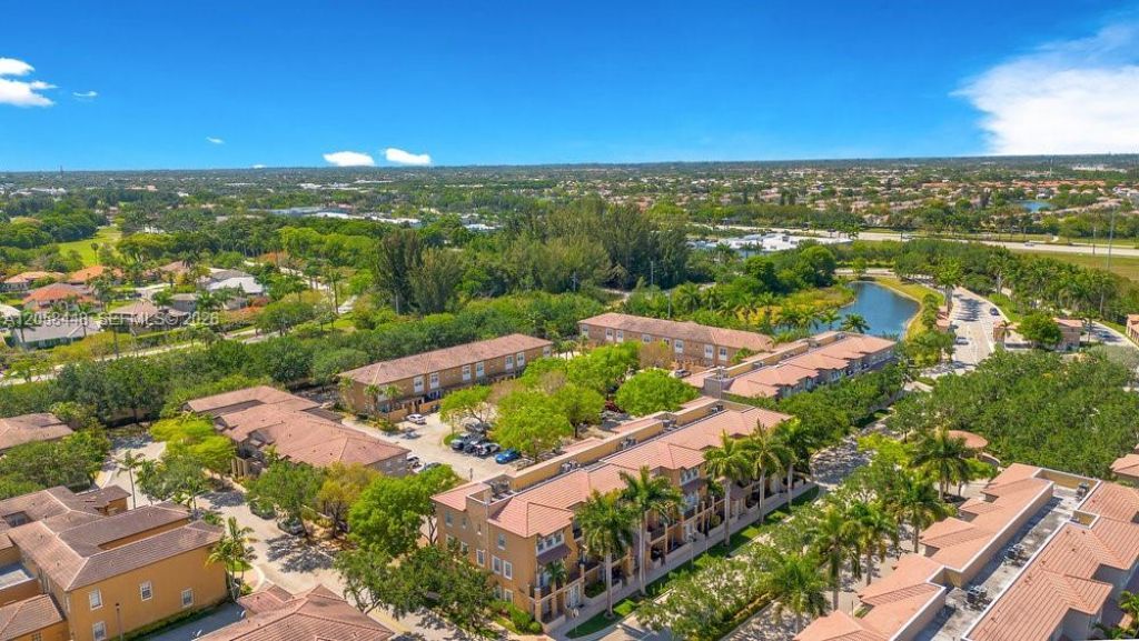 480 SW 147th Ave, Unit 4616, Pembroke Pines, FL 33027 Photo