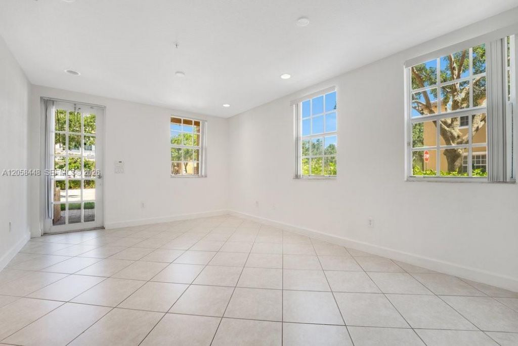 480 SW 147th Ave, Unit 4616, Pembroke Pines, FL 33027 Photo
