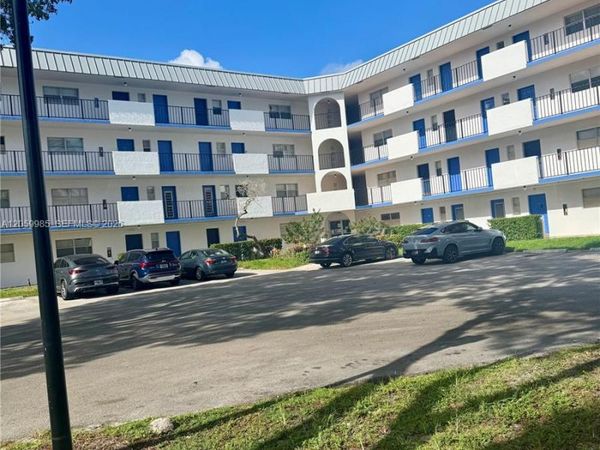 6361 N Falls Cir Dr , Unit 311, Lauderhill, FL 33319