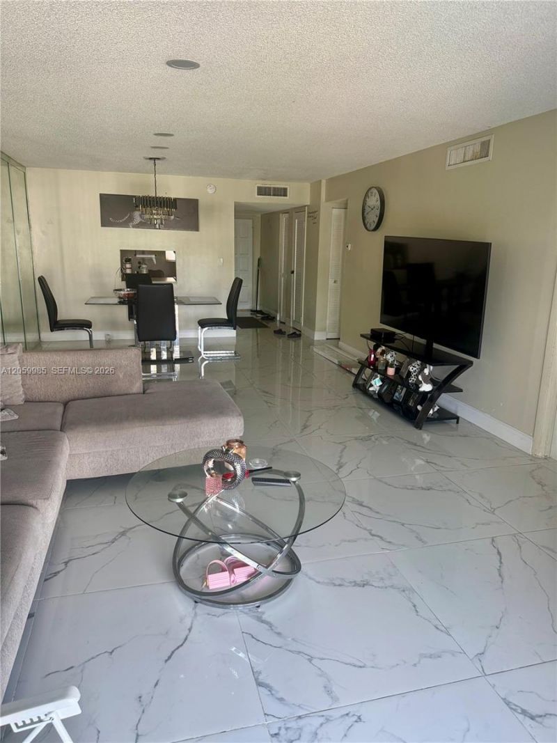 6361 N Falls Cir Dr , Unit 311, Lauderhill, FL 33319 Photo