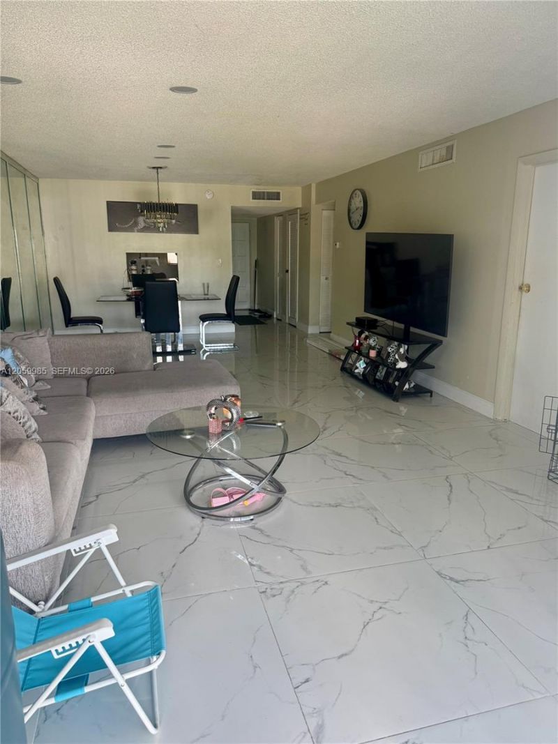 6361 N Falls Cir Dr , Unit 311, Lauderhill, FL 33319 Photo