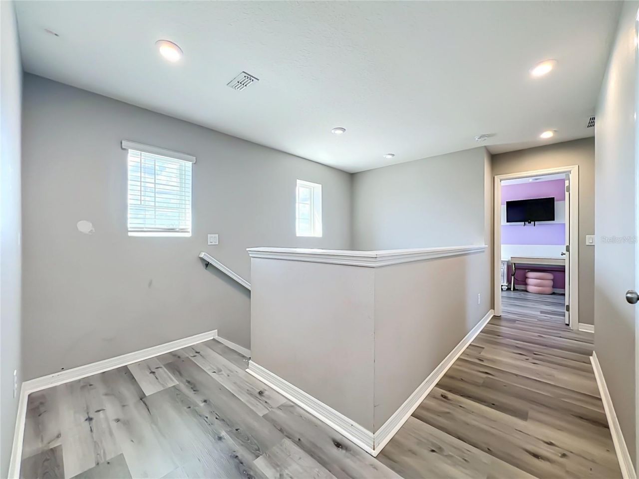 405 Kestrel Drive , Groveland, FL 34736 Photo