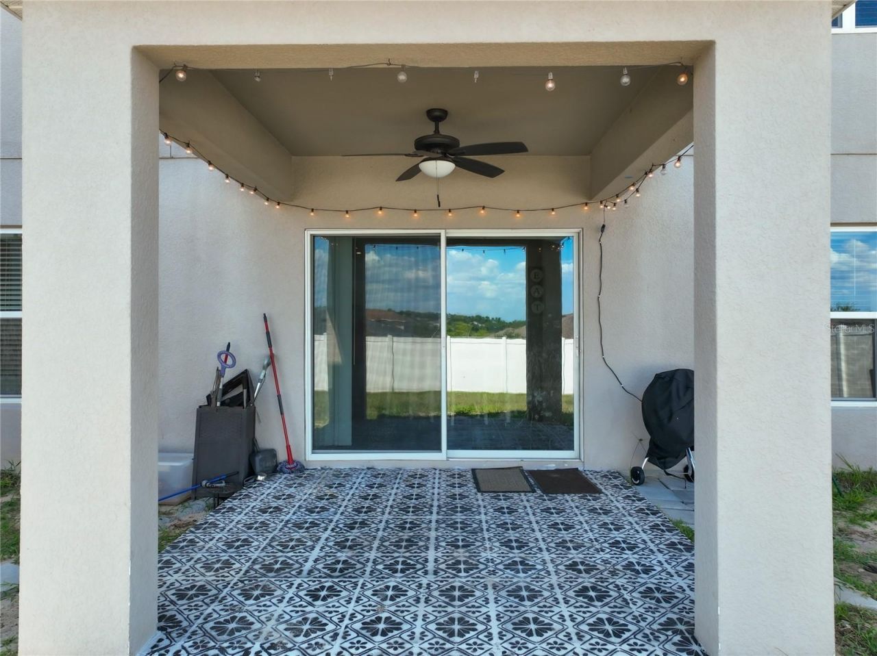 405 Kestrel Drive , Groveland, FL 34736 Photo