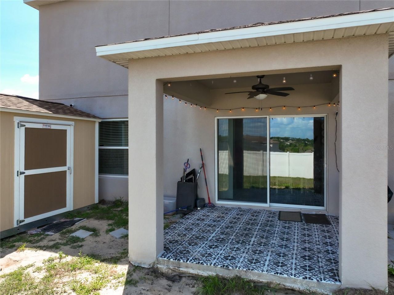 405 Kestrel Drive , Groveland, FL 34736 Photo
