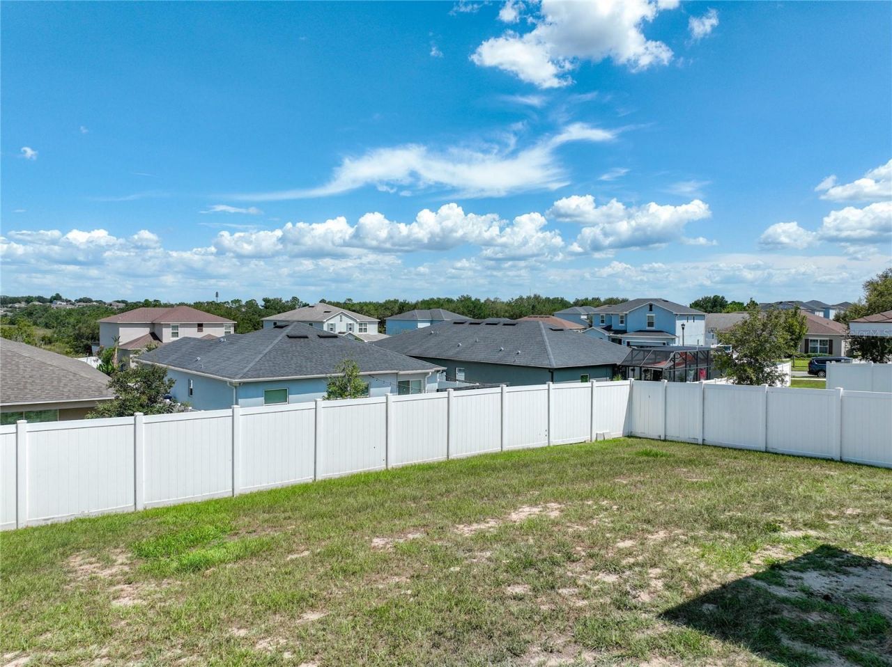 405 Kestrel Drive , Groveland, FL 34736 Photo