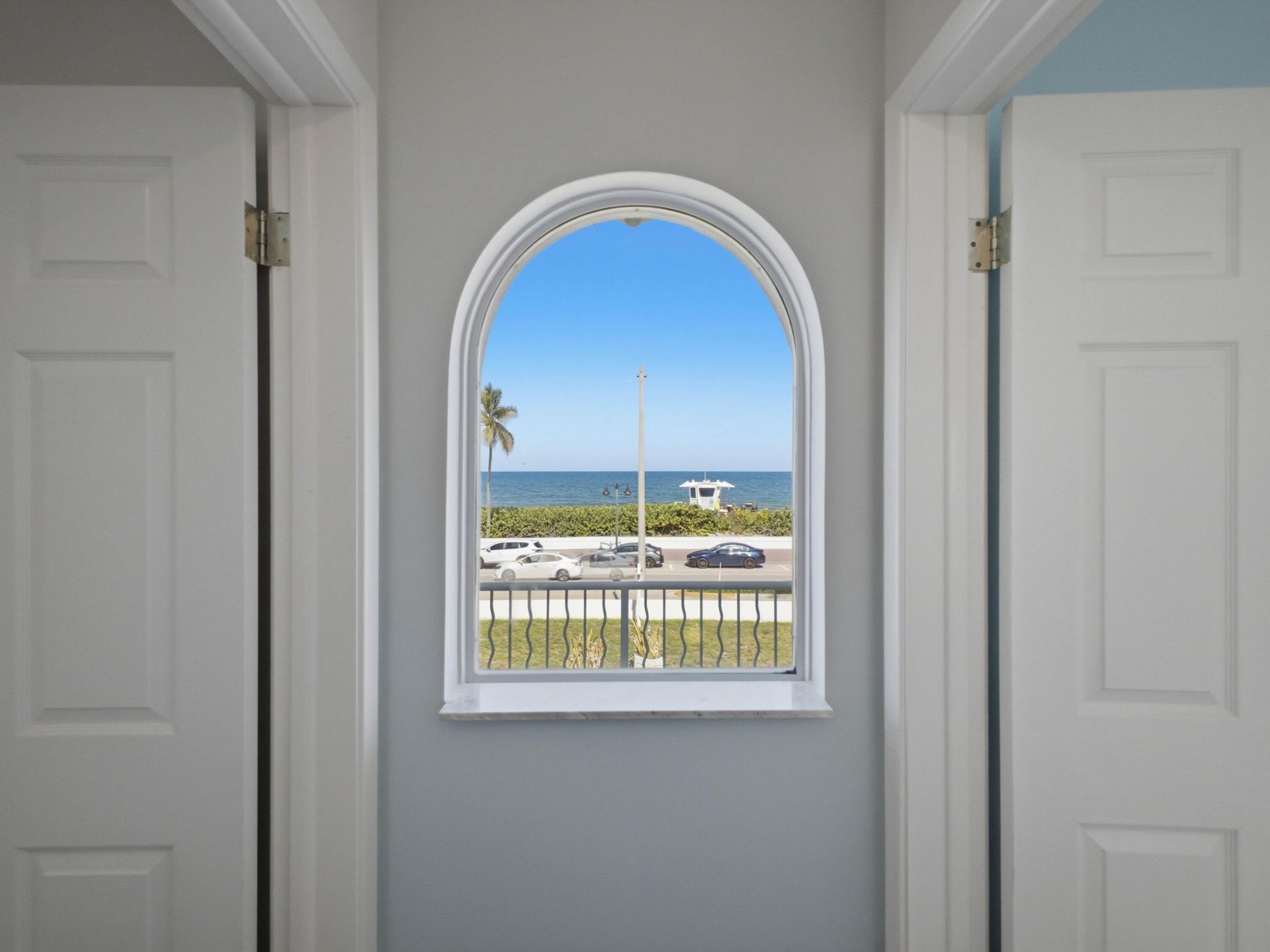 1735 N Fort Lauderdale Beach Boulevard, Fort Lauderdale, FL 33305 Photo