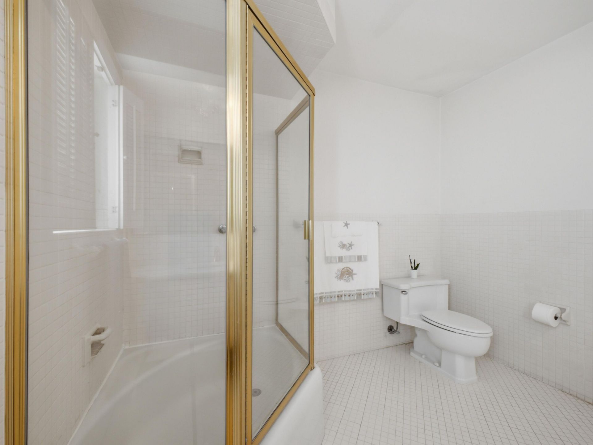 1735 N Fort Lauderdale Beach Boulevard, Fort Lauderdale, FL 33305 Photo