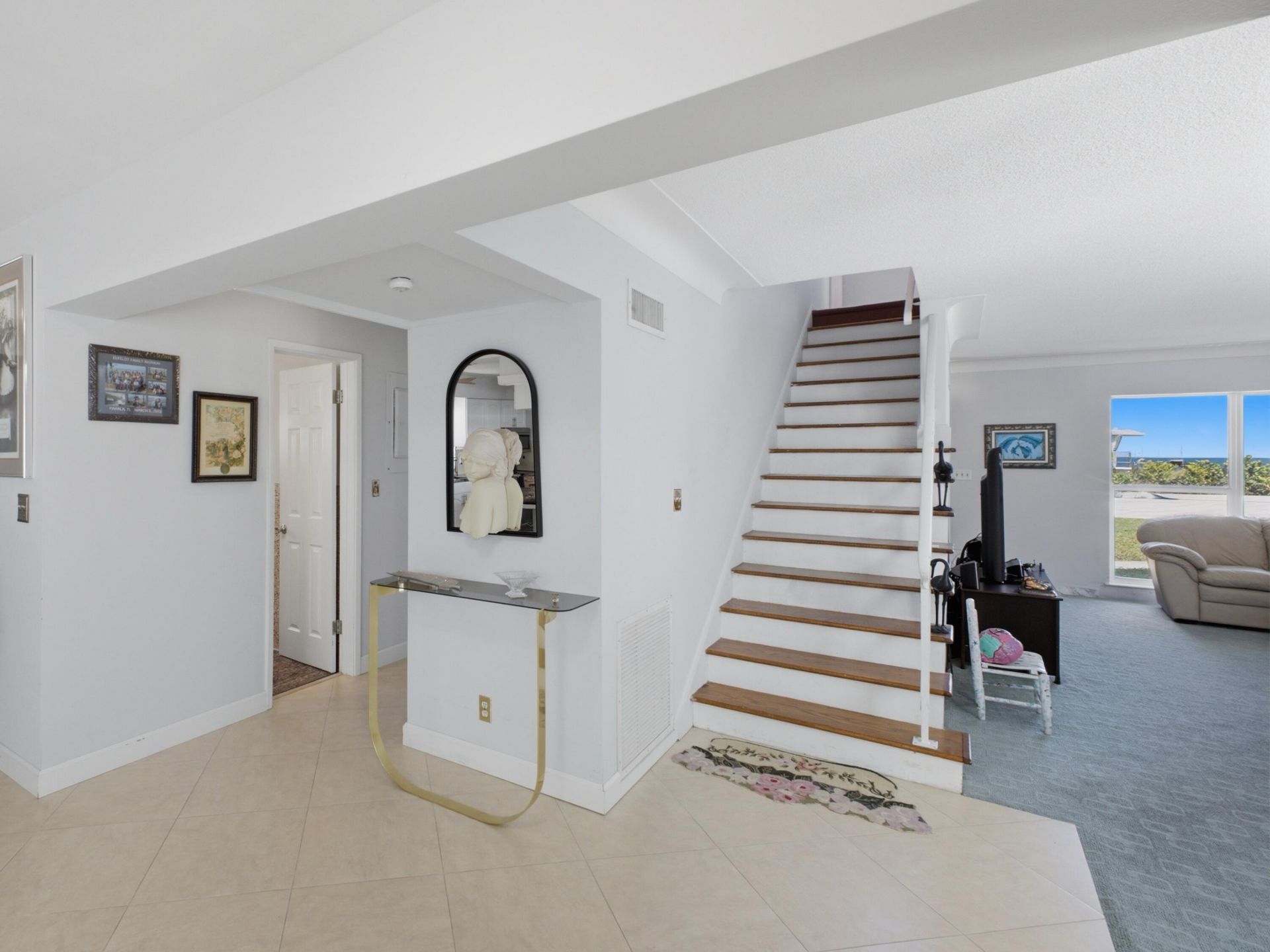 1735 N Fort Lauderdale Beach Boulevard, Fort Lauderdale, FL 33305 Photo