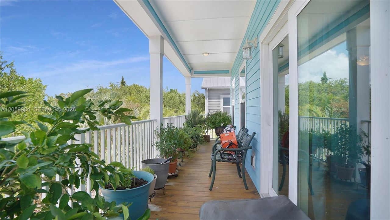 31169 Avenue G , Big Pine Key, FL 33043 Photo