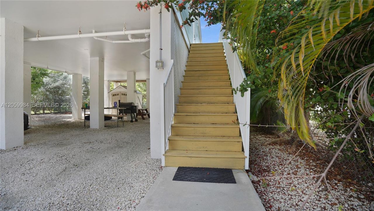 31169 Avenue G , Big Pine Key, FL 33043 Photo