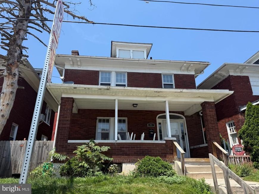 45 W Cottage Place, York, PA 17401 Main Photo