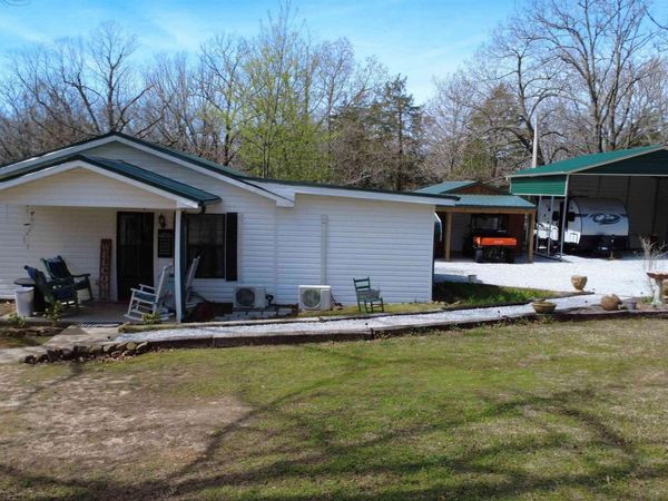 517B E Webb Street , Mountain View, AR 72560