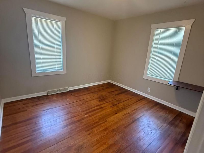 342 W Grogan Avenue , Logan, OH 43138 Photo 12