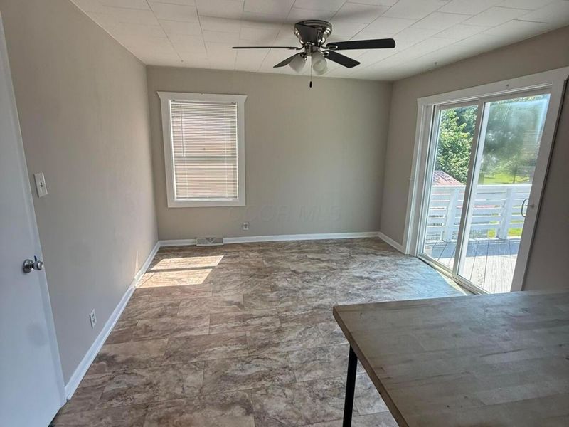 342 W Grogan Avenue , Logan, OH 43138 Photo 9