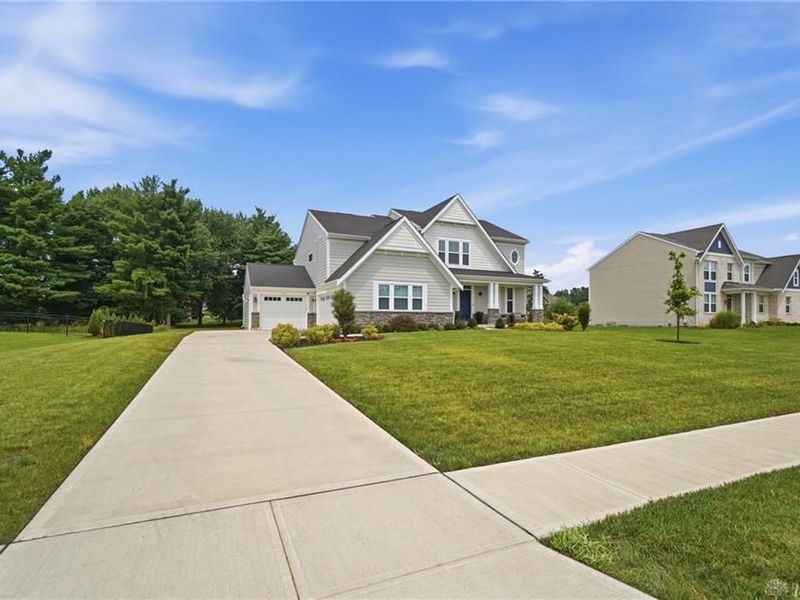 715 Harvest Lane, Washington Township, OH 45458 Photo 2