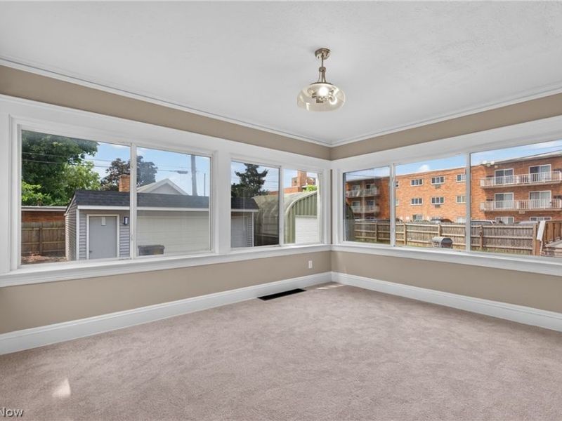 18104 Windward Road, Cleveland, OH 44119 Photo 13