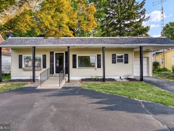 1910 S QUEEN STREET, YORK, PA 17403