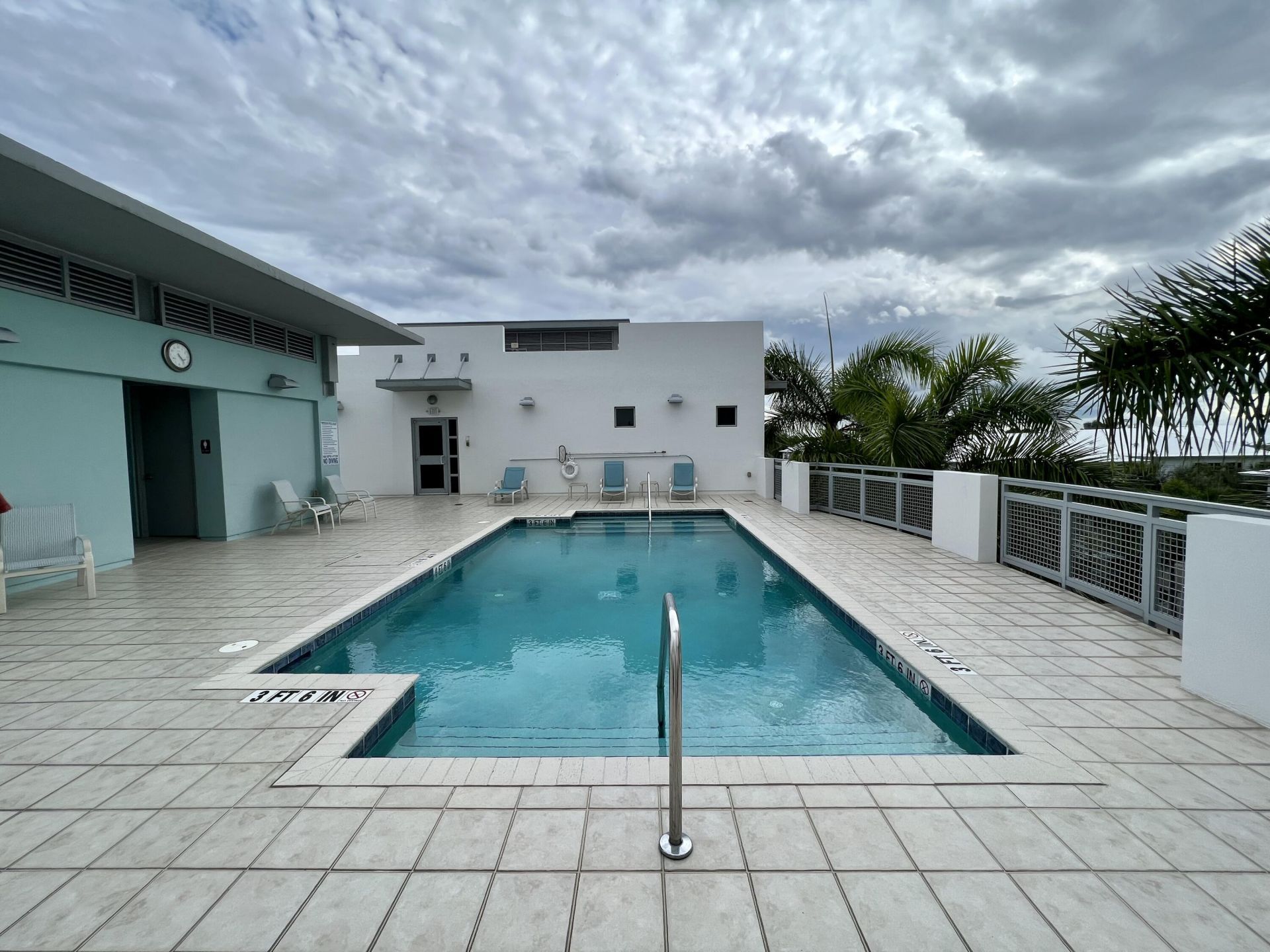 335 SE 6th Avenue, Unit 402, Delray Beach, FL 33483 Photo