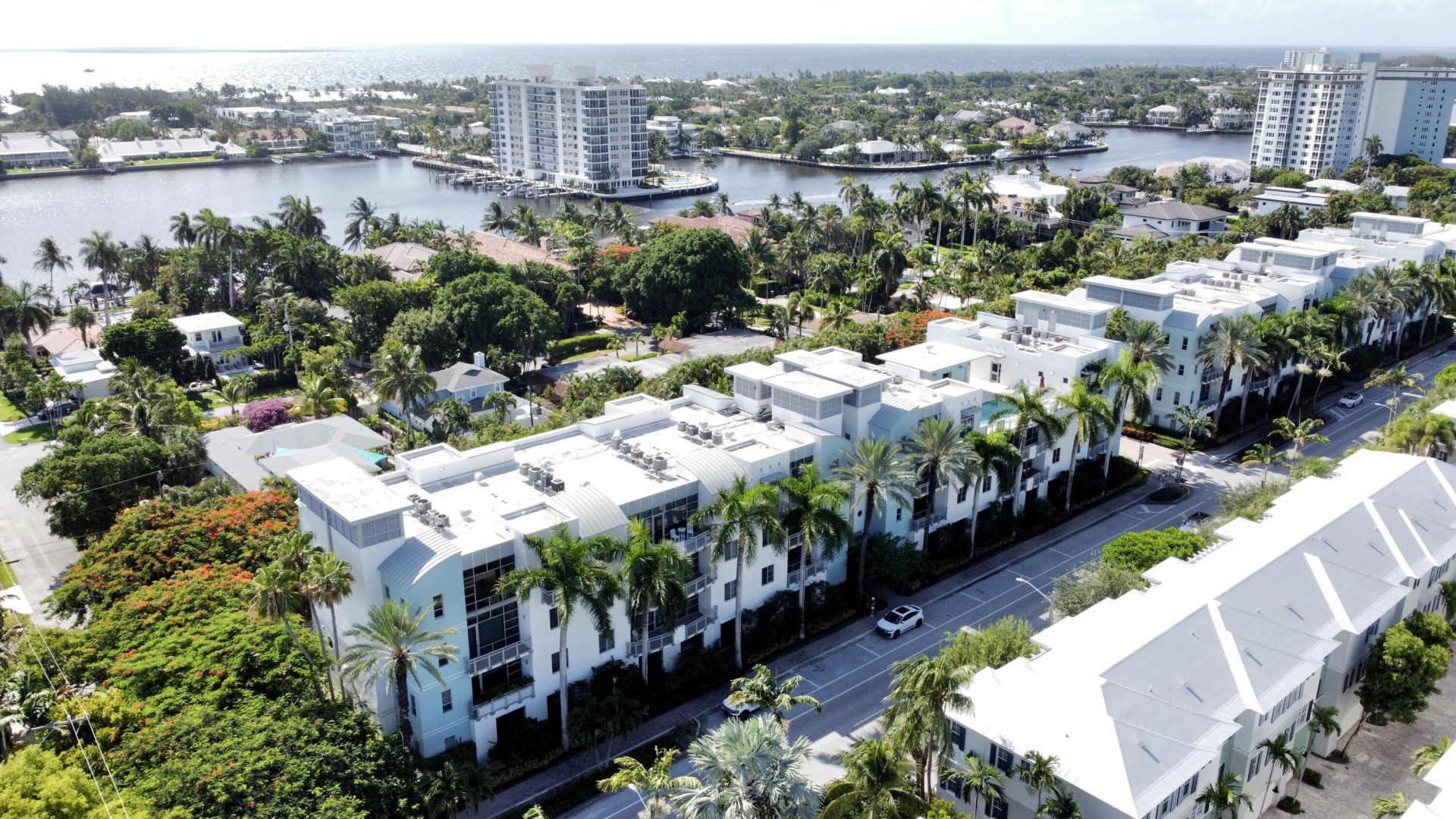 335 SE 6th Avenue, Unit 402, Delray Beach, FL 33483 Photo