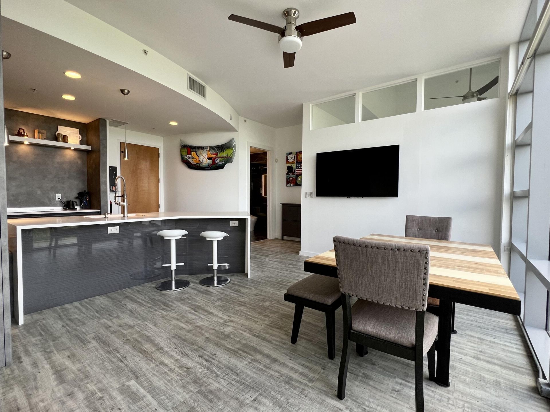 335 SE 6th Avenue, Unit 402, Delray Beach, FL 33483 Photo