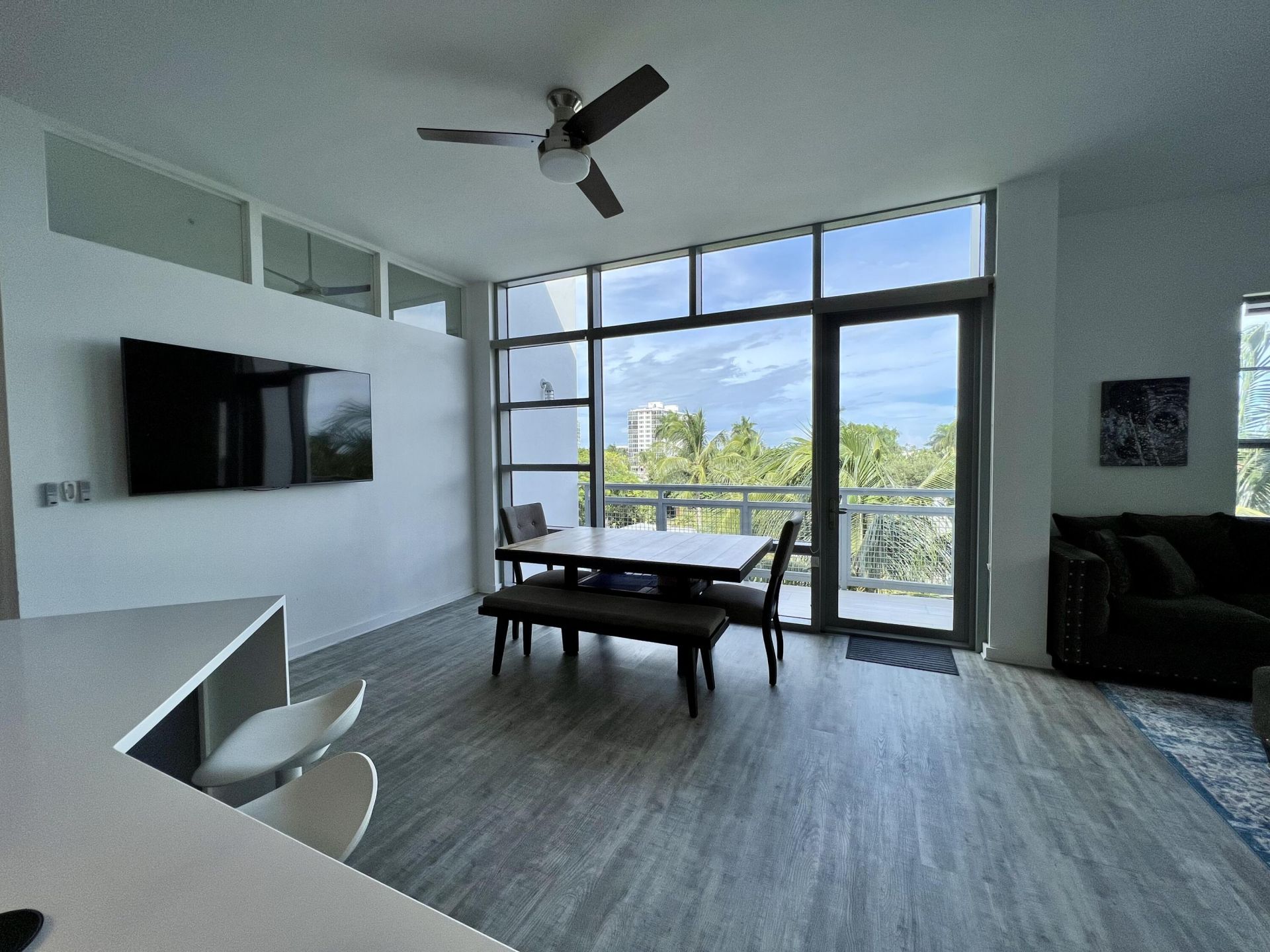 335 SE 6th Avenue, Unit 402, Delray Beach, FL 33483 Photo