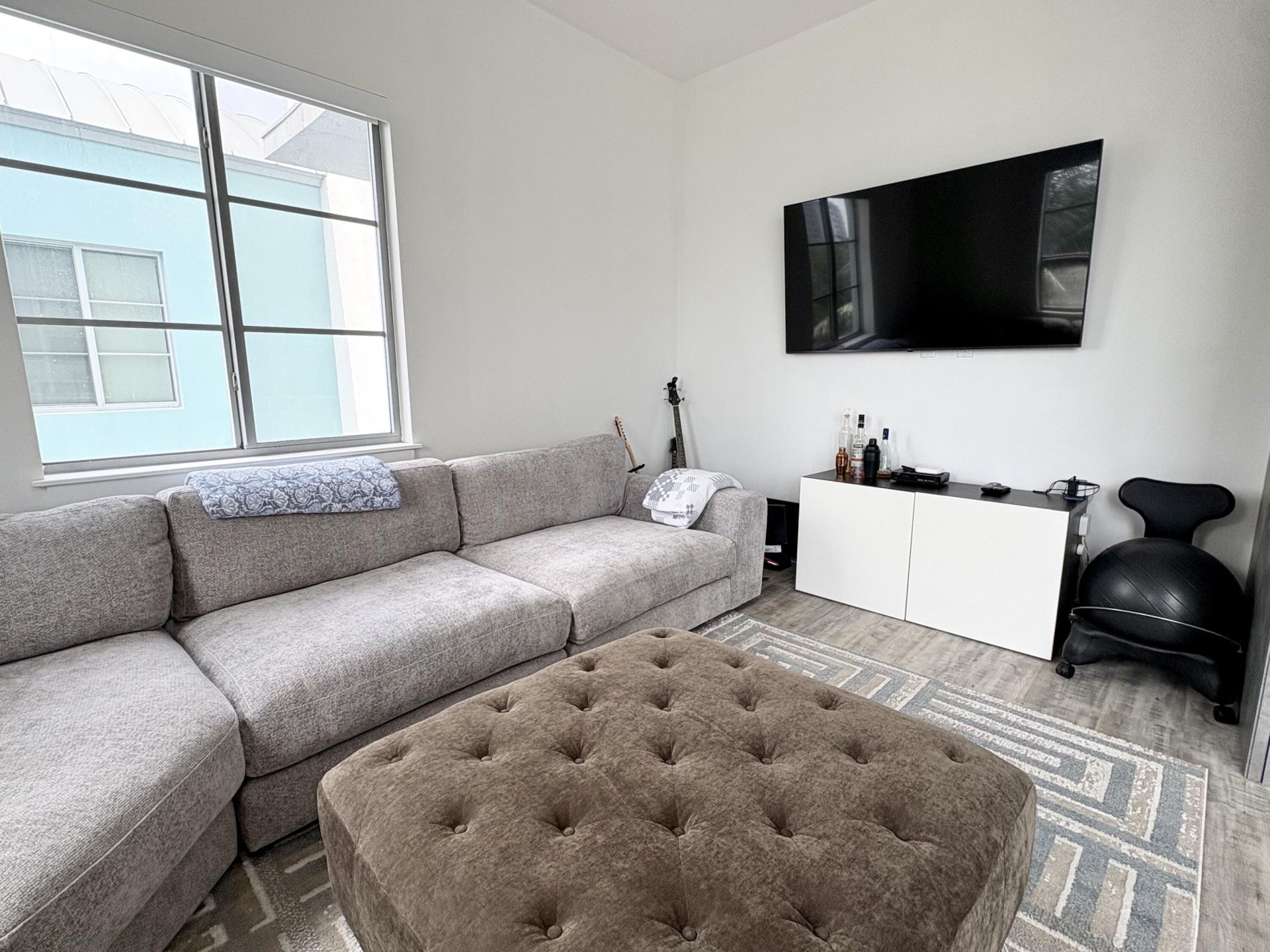 335 SE 6th Avenue, Unit 402, Delray Beach, FL 33483 Photo
