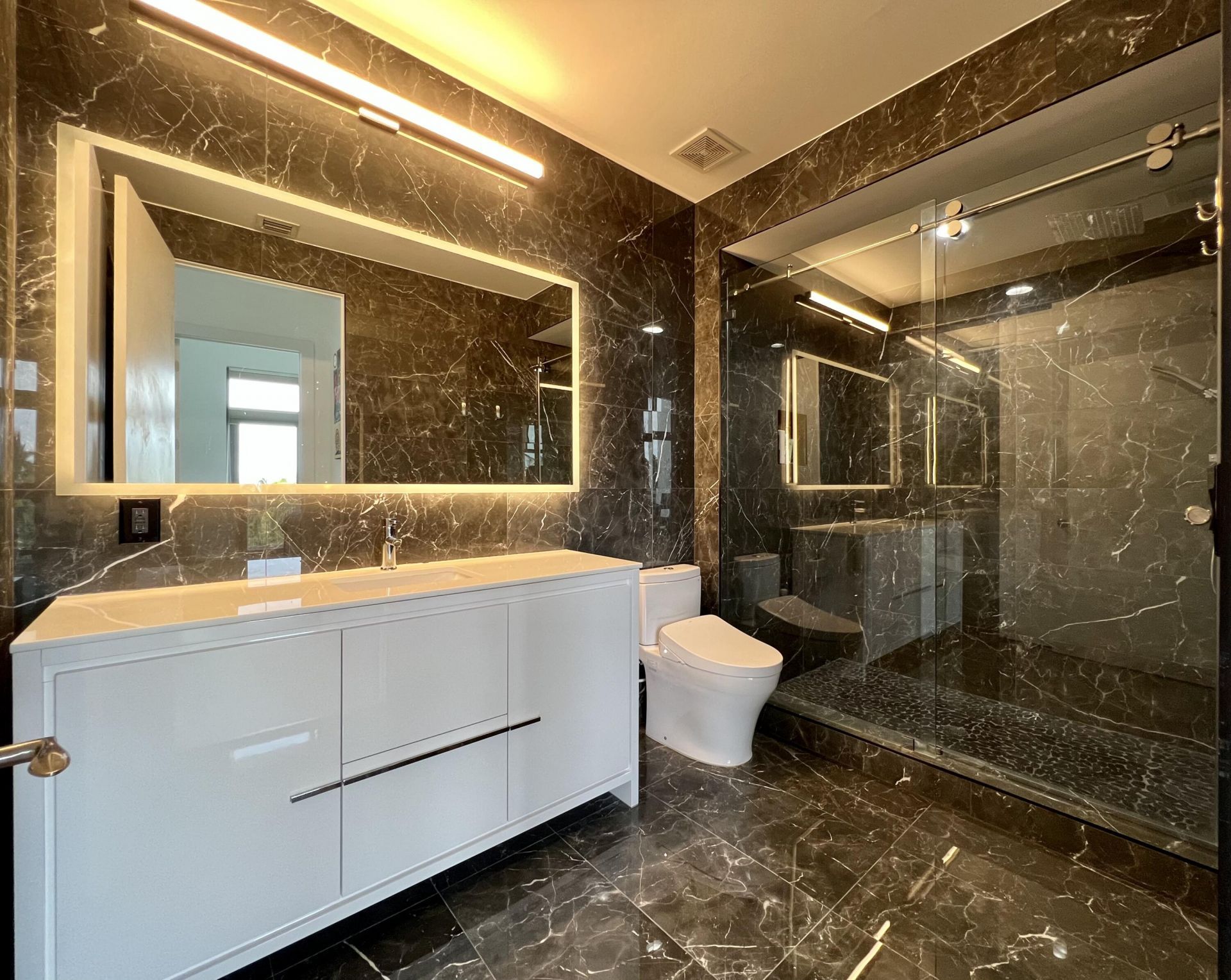 335 SE 6th Avenue, Unit 402, Delray Beach, FL 33483 Photo