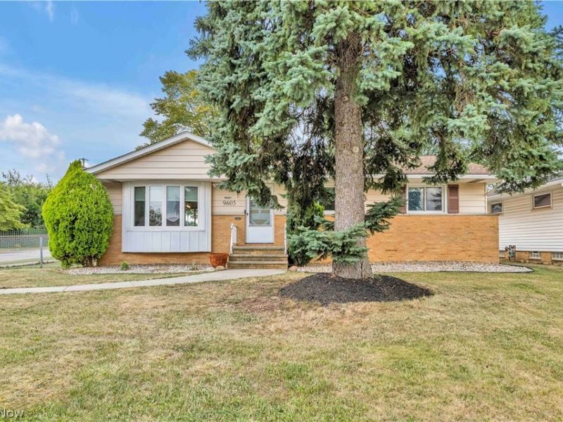 9605 Boundary Lane , Parma, OH 44130 Photo 1