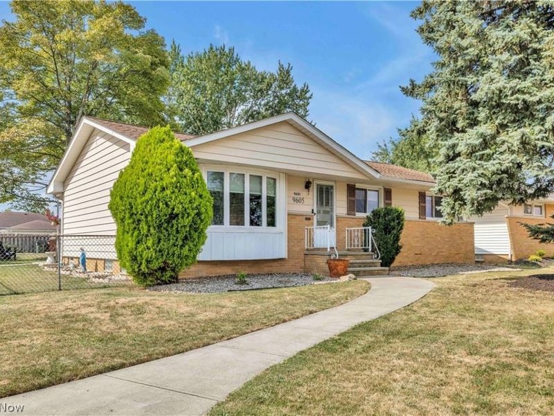 9605 Boundary Lane , Parma, OH 44130 Photo 28