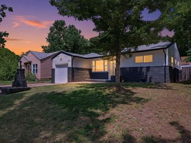 2308 S Belmont Ave, Wichita, KS 67218