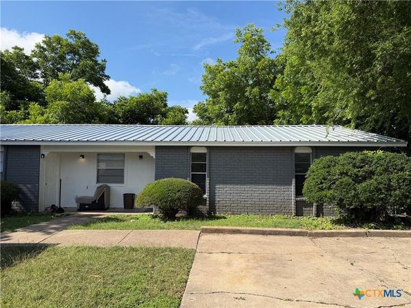 1409 Calle Nogal Street , Unit B, Temple, TX 76502