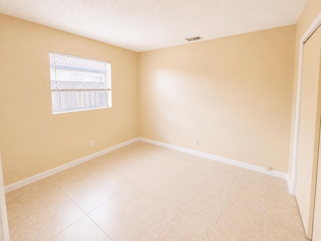 4125 Woodside Drive, Unit 4, Coral Springs, FL 33065 Photo