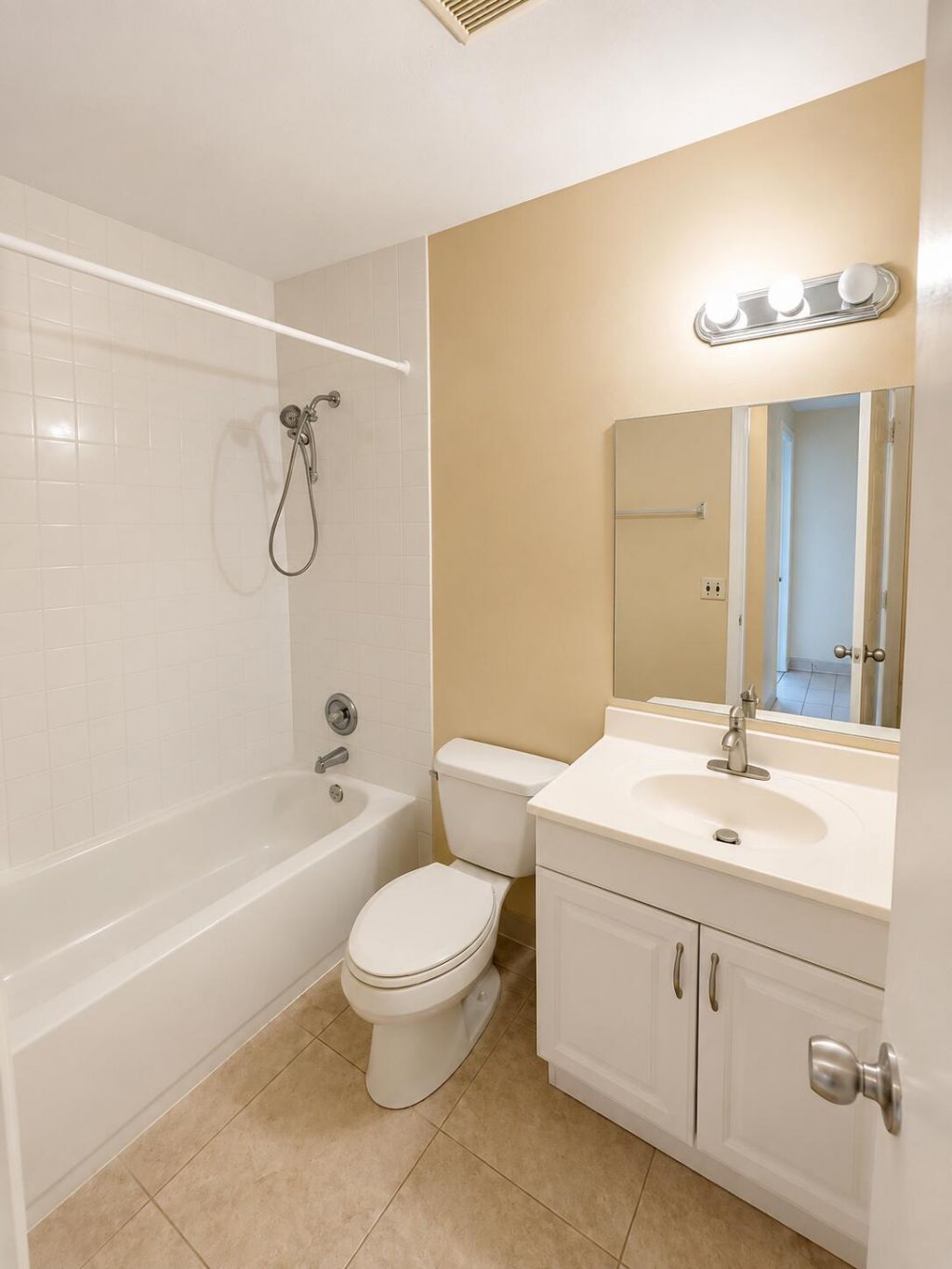 4125 Woodside Drive, Unit 4, Coral Springs, FL 33065 Photo