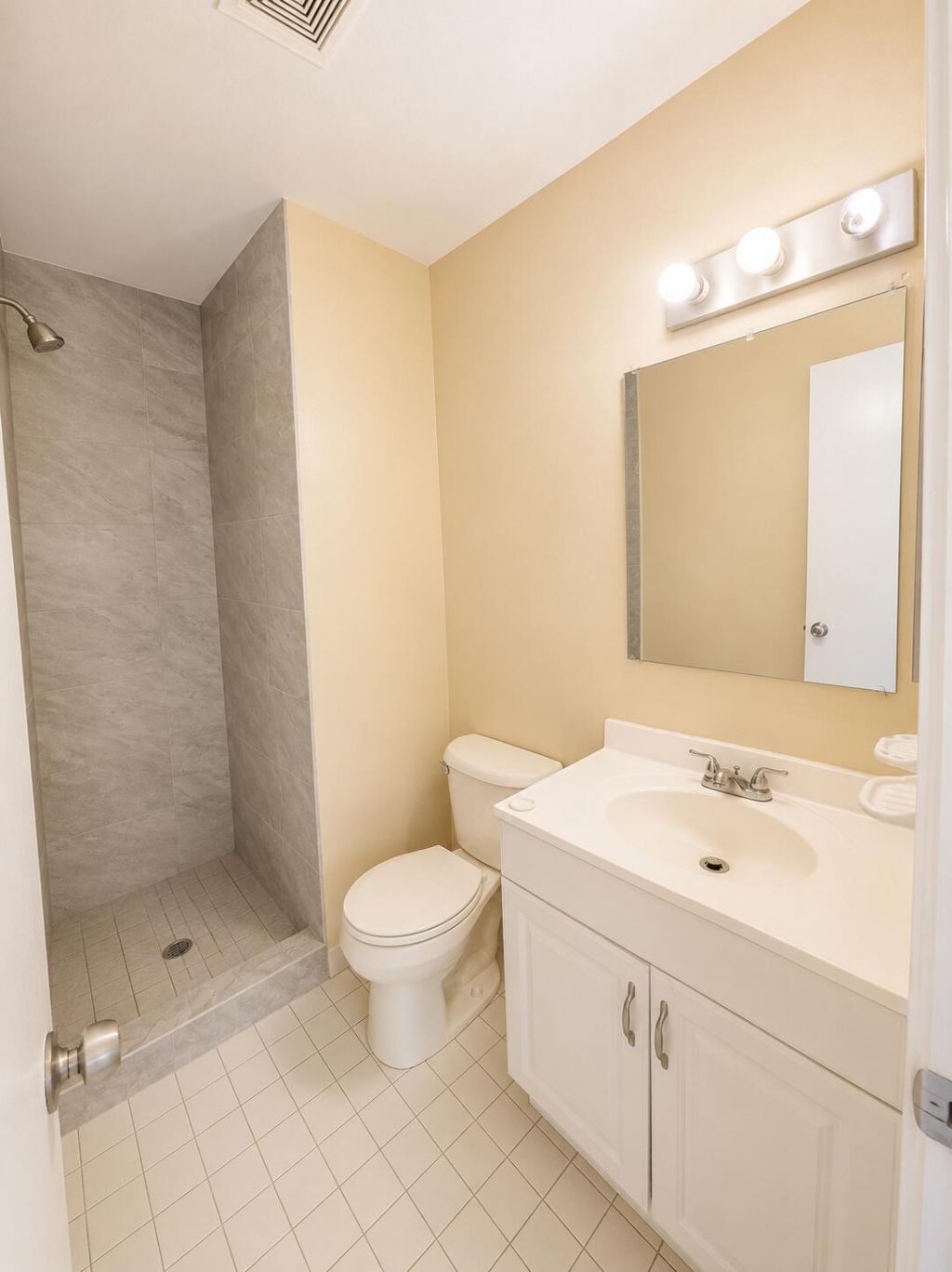 4125 Woodside Drive, Unit 4, Coral Springs, FL 33065 Photo