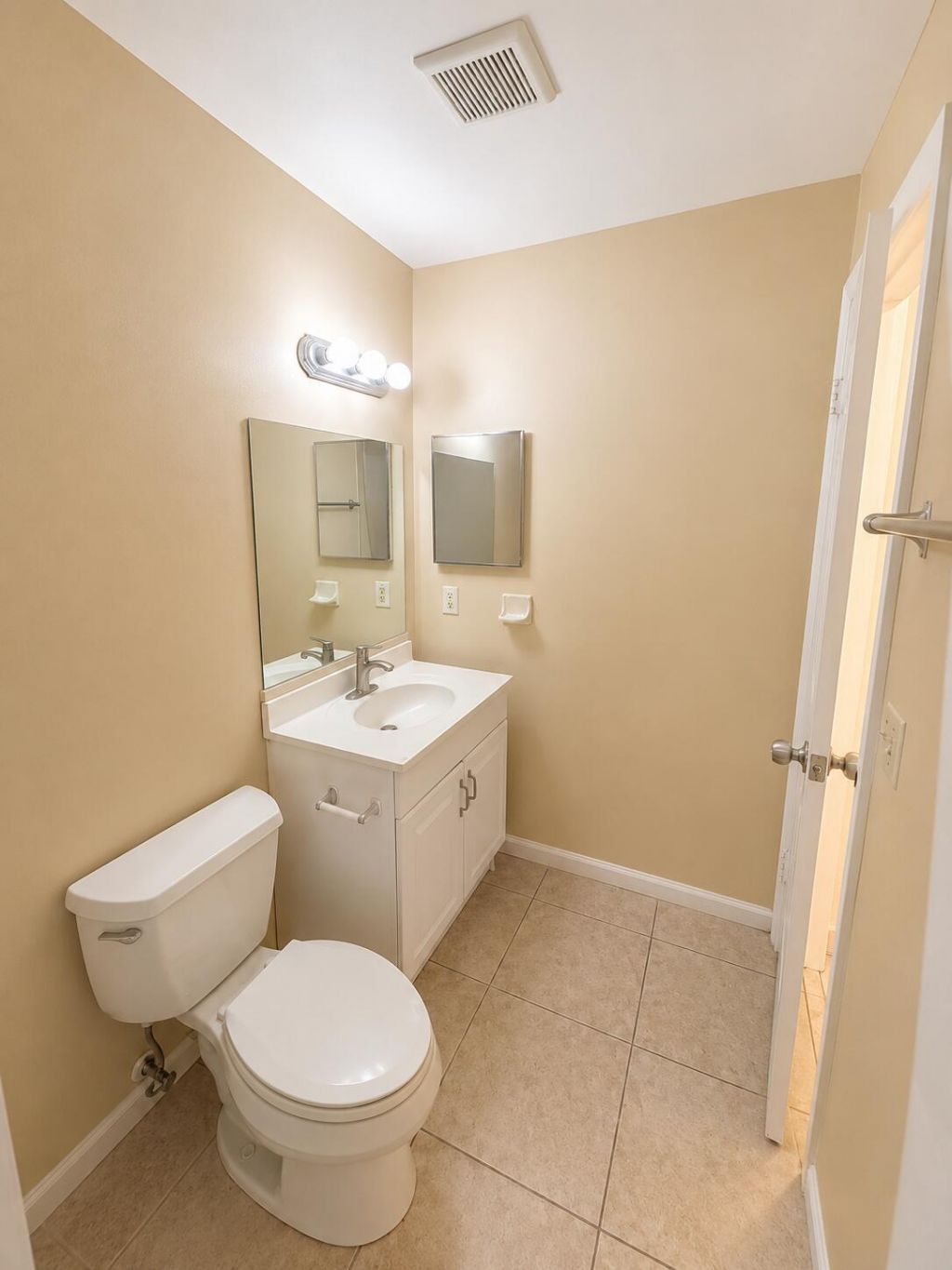 4125 Woodside Drive, Unit 4, Coral Springs, FL 33065 Photo