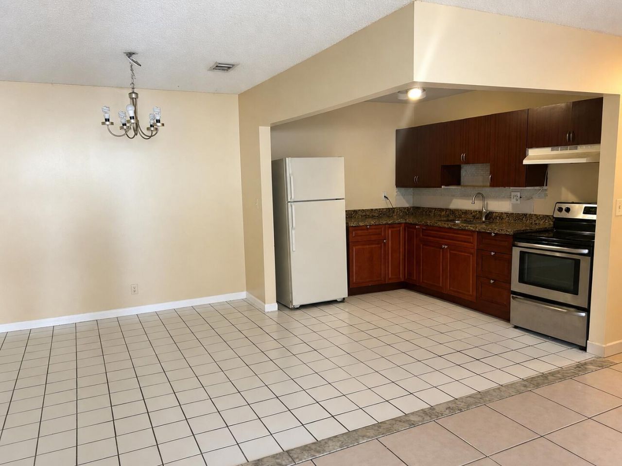 4125 Woodside Drive, Unit 4, Coral Springs, FL 33065 Photo