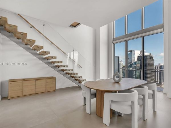 92 SW 3rd St , Unit 5204, Miami, FL 33130