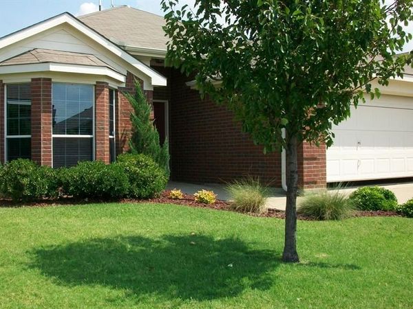 4708 Topaz Lane, Granbury, TX 76049
