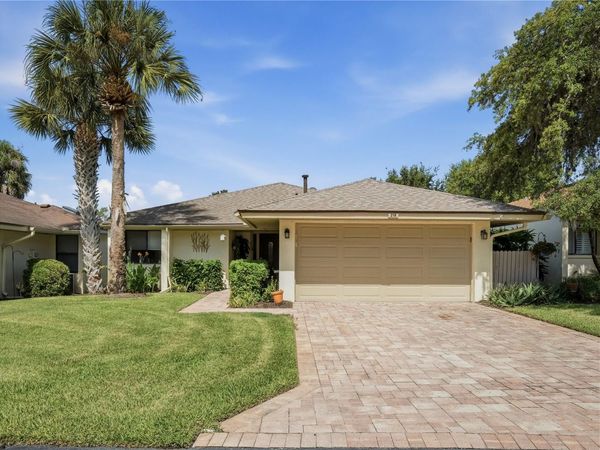 218 CANTERBURY CIRCLE , NEW SMYRNA BEACH, FL 32168
