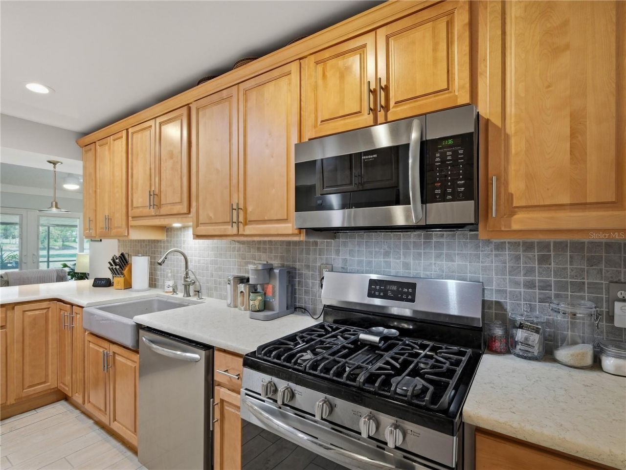 218 Canterbury Circle, New Smyrna Beach, FL 32168 Photo
