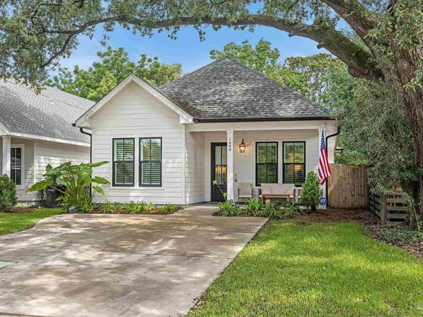 1608 E Hernandez St, Pensacola, FL 32503