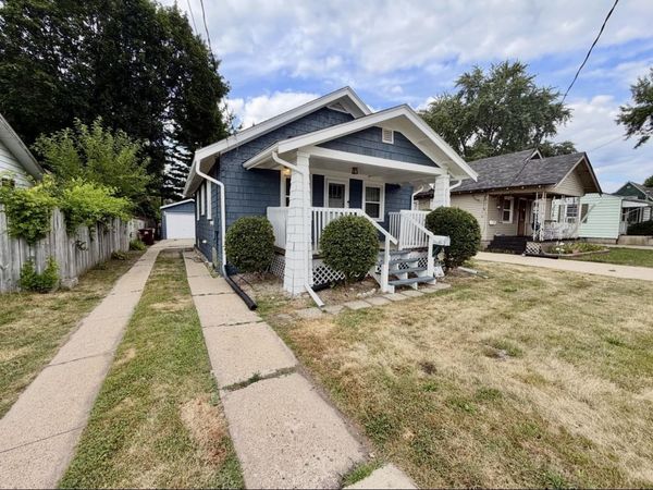 532 River Lane, LOVES PARK, IL 61111