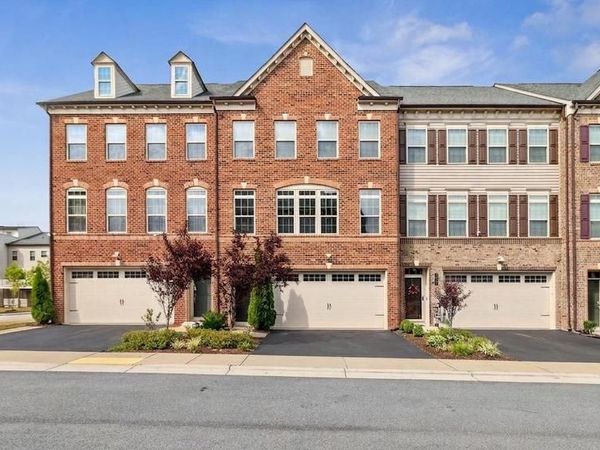 2924 MIDDLEHAM COURT, HANOVER, MD 21076