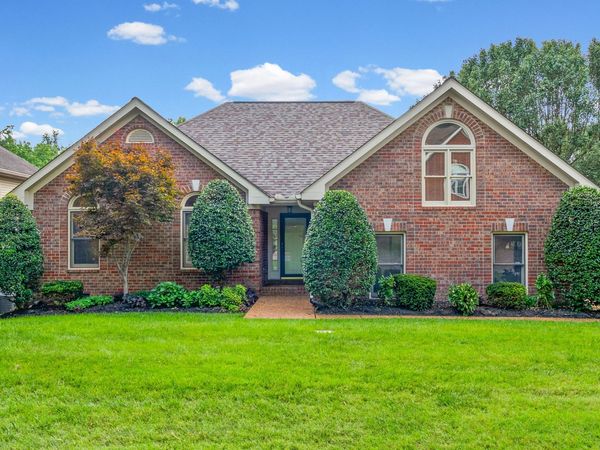 4928 Tulip Grove Ln, Hermitage, TN 37076