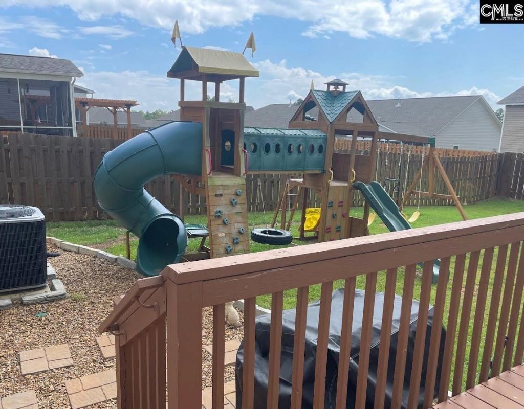 239 Doolittle Drive  Photo 6