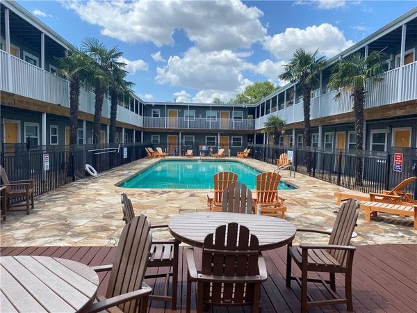 2401 Manor RD, Unit 207, Austin, TX 78722