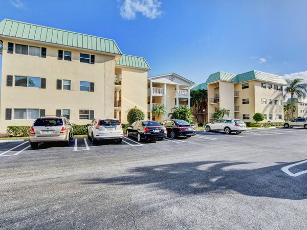 29 COLONIAL CLUB Drive, Unit 202, Boynton Beach, FL 33435