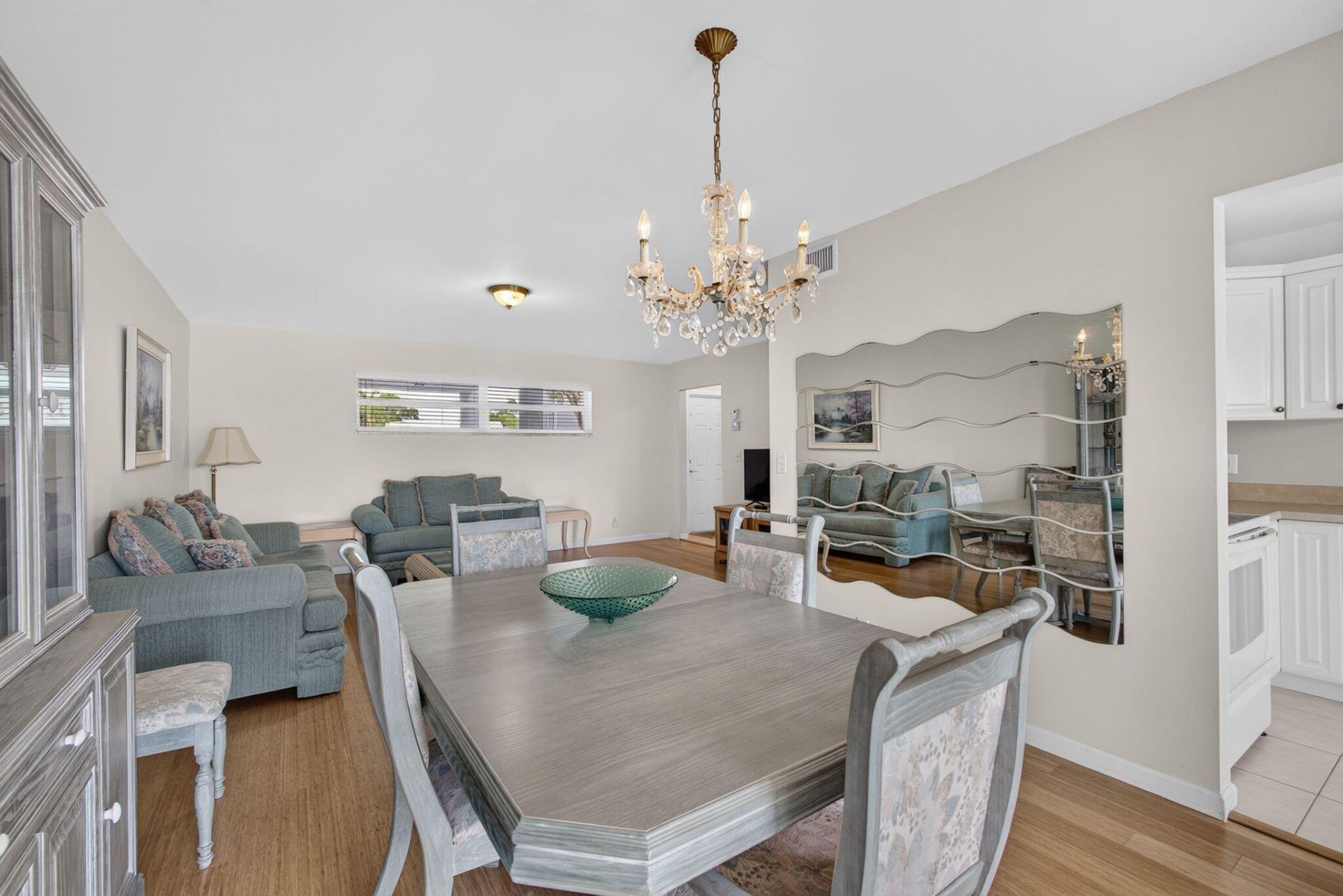 29 Colonial Club Drive, Unit 202, Boynton Beach, FL 33435 Photo