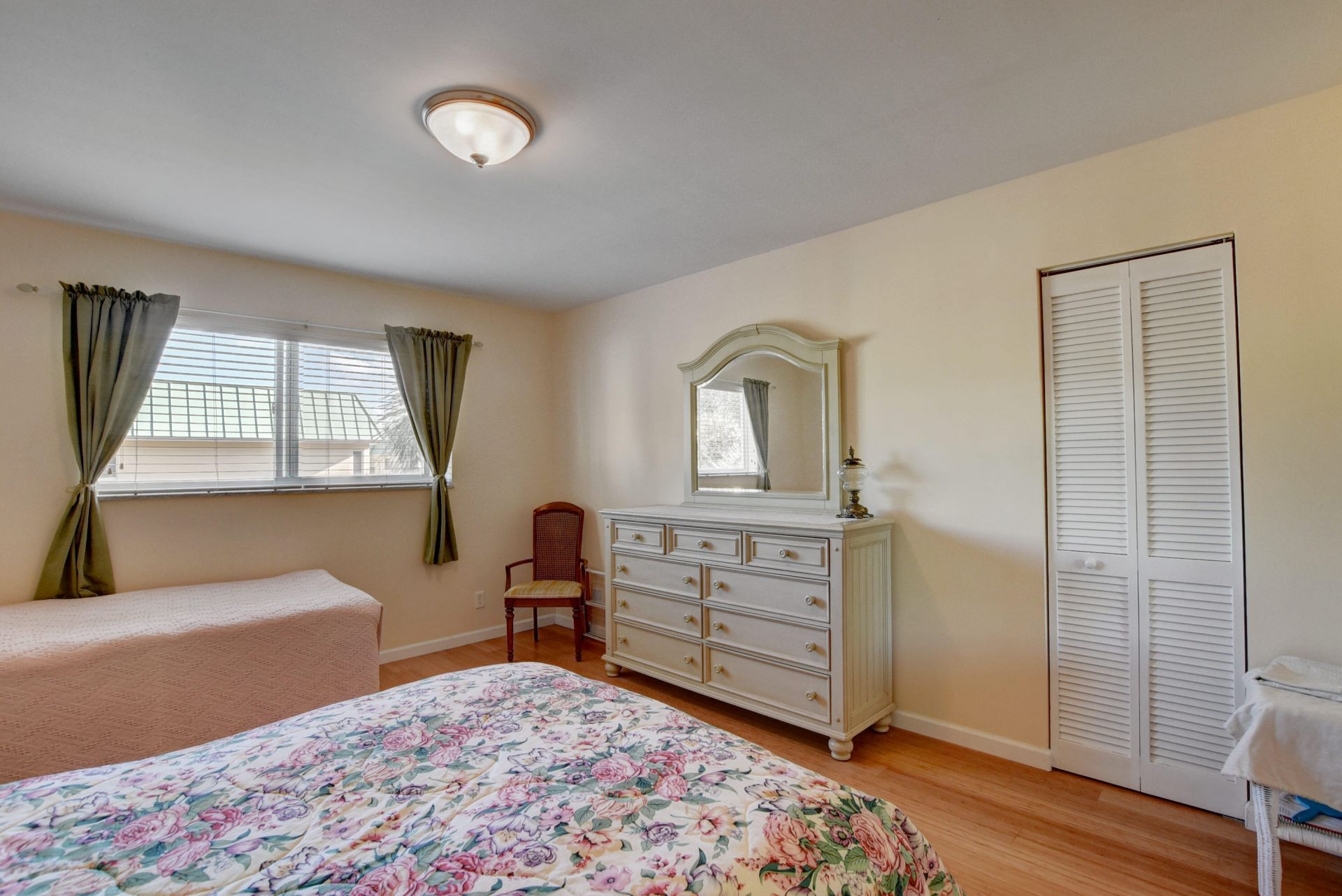 29 Colonial Club Drive, Unit 202, Boynton Beach, FL 33435 Photo